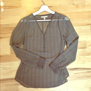 🔴Banana Republic Sheer Long Sleeve Blouse
